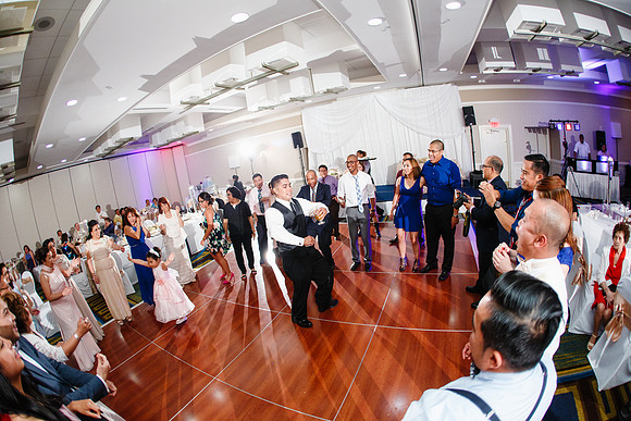 Christine-Vic-Reception-318