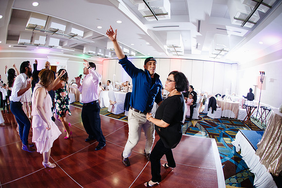 Christine-Vic-Reception-398