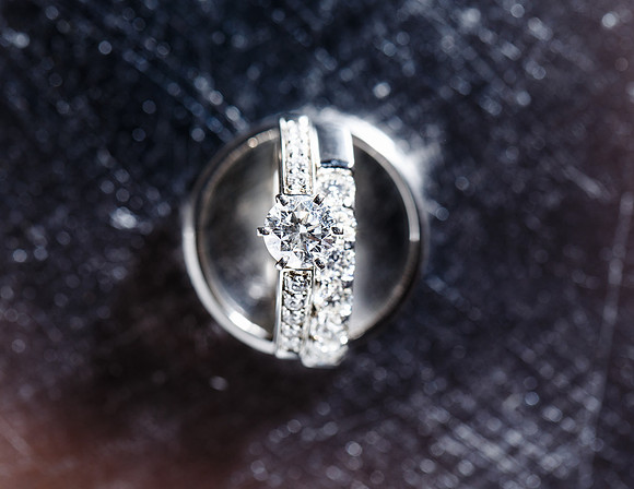Christine-Vic-Details-009