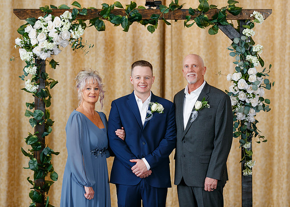 Amber-Kyle_Group_Portraits-011
