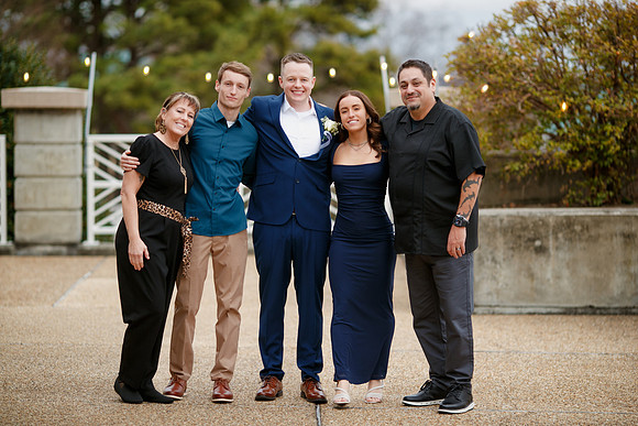 Amber-Kyle_Group_Portraits-027