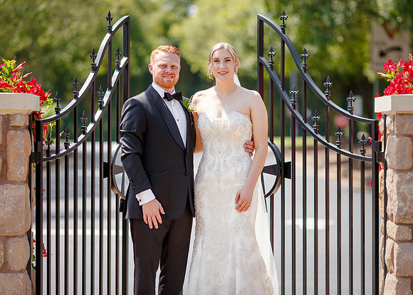 Tara-Eric_B&G-Portraits-008