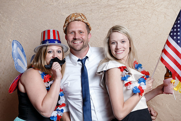 Kaitlin-Michael-Photobooth-005