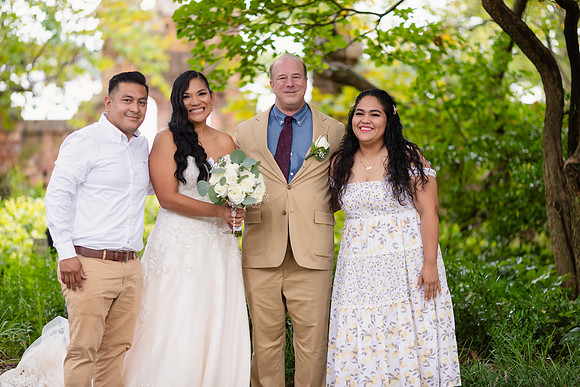 Carmen-Jon_Group_Portraits-023